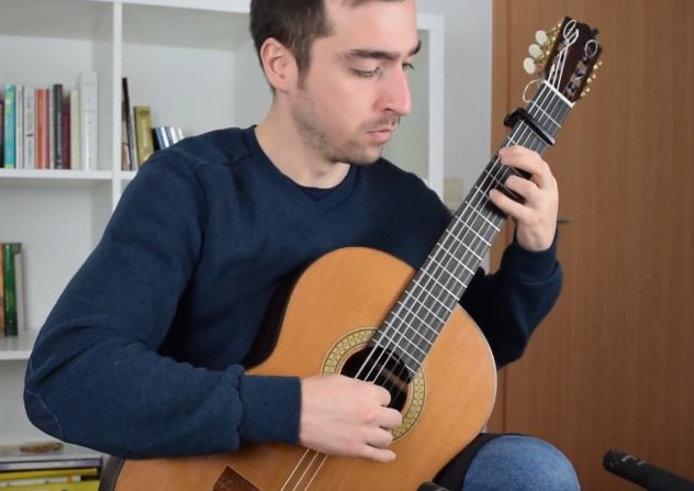 Lehrer auf YouTube anhören